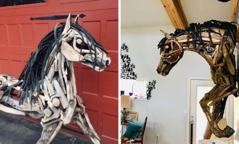 Coloradolu Sanatçı Dalgaların Kıyıya Taşıdığı Odunlardan İnanılmaz At Heykelleri Yapıyor 1